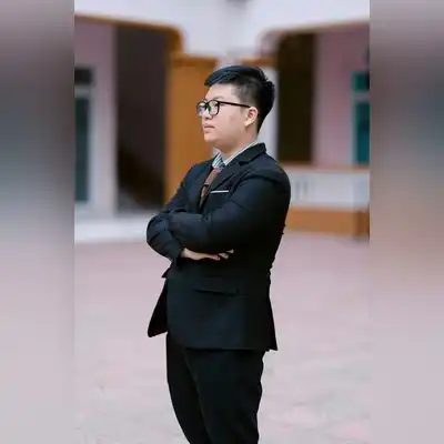秦彤岩